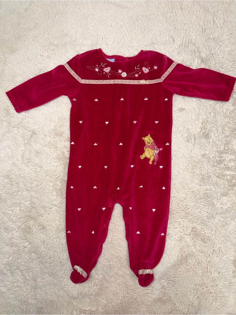 Vintage Y2K Winnie the Pooh onesie